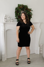 INTRIGUE V-neck dress - black velvet